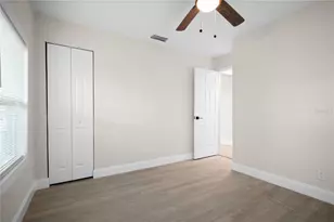 3445 40th St N, Saint Petersburg, FL 33713 - Photo 14