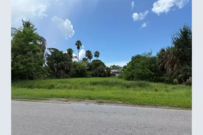 1st Street NE, Ruskin, FL 33570 - Photo 1