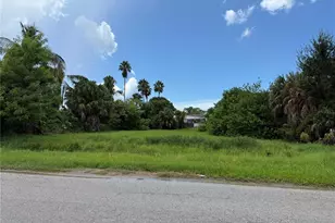1st Street NE, Ruskin, FL 33570 - Photo 1