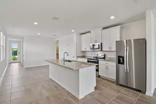 748 Trailhead Point Dr, Lake Hamilton, FL 33851 - Photo 10