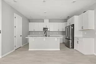 379 Sofia Ln, Lake Alfred, FL 33850 - Photo 6