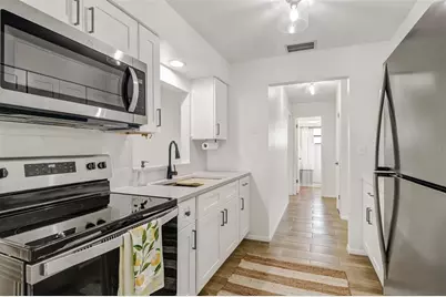 4711 Forest Glen Drive, North Fort Myers, FL 33903 - Photo 8