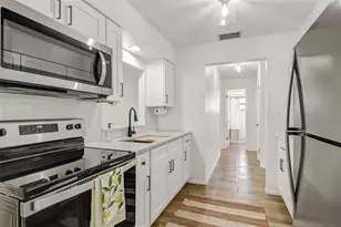 4711 Forest Glen Dr, North Fort Myers, FL 33903 - Photo 8