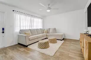 4711 Forest Glen Dr, North Fort Myers, FL 33903 - Photo 4