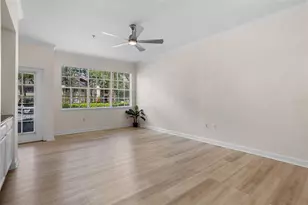 2528 Robert Trent Jones Dr, Orlando, FL 32835 - Photo 6