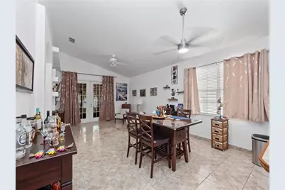 2080 Windcrest Lake Circle, Orlando, FL 32824 - Photo 10