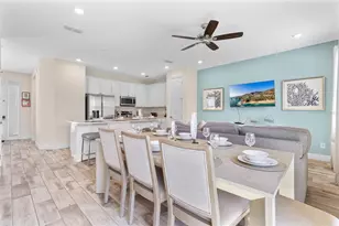 2959 Castaway Ln, Kissimmee, FL 34747 - Photo 4