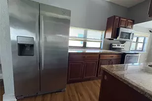 433 Pennsylvania Ave, Saint Cloud, FL 34769 - Photo 12