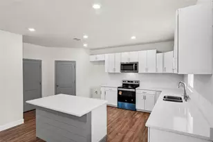 719 NW 14th Ave, Ocala, FL 34475 - Photo 8