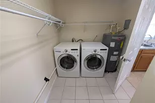 1002 Kirkland Dr, Tampa, FL 33619 - Photo 20