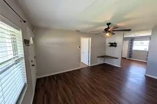 1002 Kirkland Dr, Tampa, FL 33619 - Photo 8