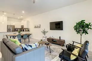 8883 Cabot Cliffs Dr, Davenport, FL 33896 - Photo 6