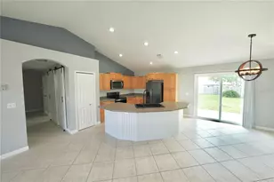 2301 Weatherford Dr, Deltona, FL 32738 - Photo 4