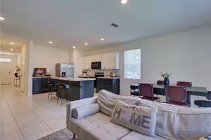 1350 Yellow Finch Dr, Davenport, FL 33837 - Photo 4