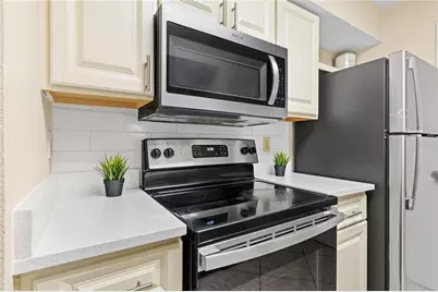 3032 Parkway Boulevard #208, Kissimmee, FL 34747 - Photo 18