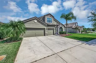 6722 Wild Elm Ct, Wesley Chapel, FL 33545 - Photo 2