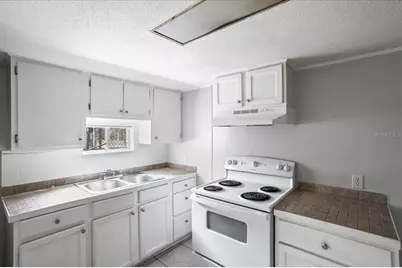 724 W Central Avenue, Winter Haven, FL 33880 - Photo 8