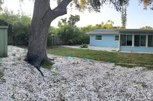 1176 40th St, Sarasota, FL 34234 - Photo 34