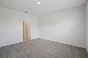 1820 Brekey Wy, Zephyrhills, FL 33541 - Photo 22