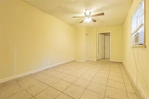 6218 Oak Cluster Cir, Tampa, FL 33634 - Photo 26
