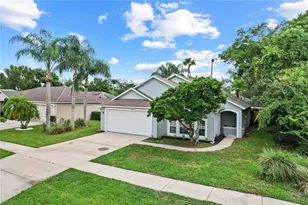 1403 Island Cove Dr, Deland, FL 32724 - Photo 4