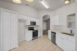 1403 Island Cove Dr, Deland, FL 32724 - Photo 12