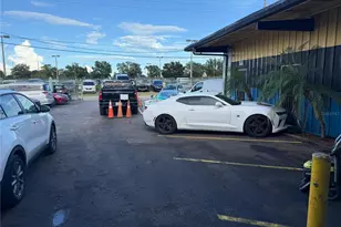 578 Irene St, Orlando, FL 32805 - Photo 2