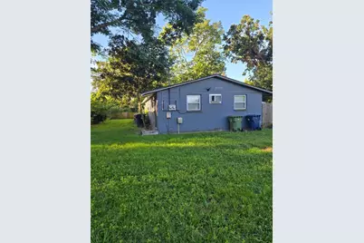 1503 E Navajo Avenue #B, Tampa, FL 33612 - Photo 1