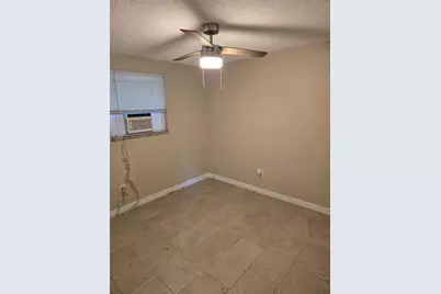 1503 E Navajo Avenue #B, Tampa, FL 33612 - Photo 8