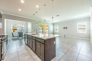 1015 Grand Hilltop Dr, Apopka, FL 32703 - Photo 6