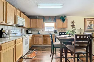 221 Windrose Dr, Orlando, FL 32824 - Photo 32