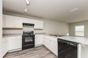 230 Hyacinth Ct, Poinciana, FL 34759 - Photo 6