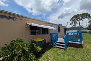 2751 Burrows Ave, Kissimmee, FL 34744 - Photo 4