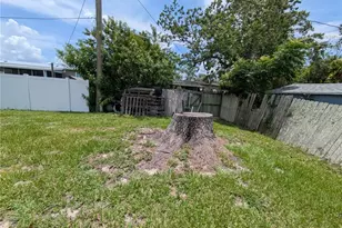 2751 Burrows Ave, Kissimmee, FL 34744 - Photo 6