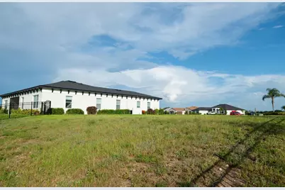 338 Spinnaker Court, Auburndale, FL 33823 - Photo 1