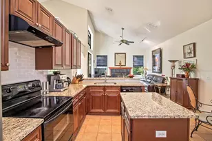 3920 Running Water Dr, Orlando, FL 32829 - Photo 16