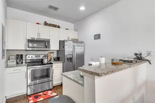 3205 Gold Ln, Kissimmee, FL 34747 - Photo 8