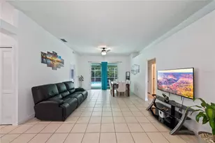 3016 Bloomsbury Dr, Kissimmee, FL 34747 - Photo 2
