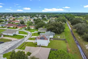 1015 Eiffel Ln, Kissimmee, FL 34759 - Photo 34