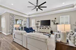 10253 Canaveral Cir, Sarasota, FL 34241 - Photo 6