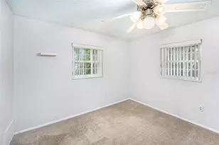 3401 Coquina Key Dr SE, Saint Petersburg, FL 33705 - Photo 20