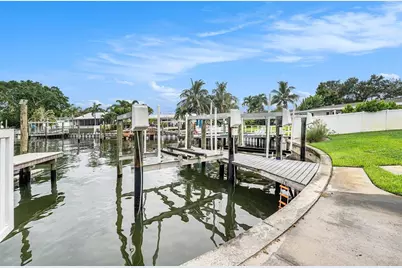 3401 Coquina Key Drive SE, Saint Petersburg, FL 33705 - Photo 24