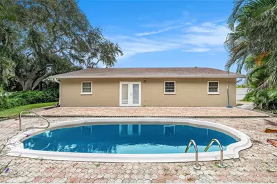 3401 Coquina Key Drive SE, Saint Petersburg, FL 33705 - Photo 26