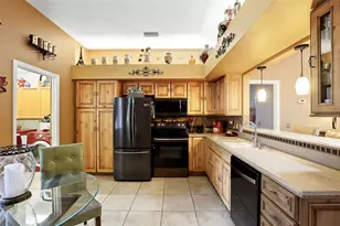 1354 Deer Lake Cir, Apopka, FL 32712 - Photo 8