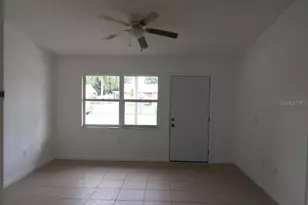 2112 14th Ave E, Bradenton, FL 34208 - Photo 2