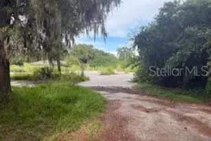 741 N Combee Rd, Lakeland, FL 33801 - Photo 2