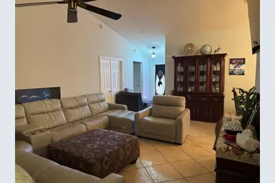 2074 Wenthworth Circle, Apopka, FL 32703 - Photo 4