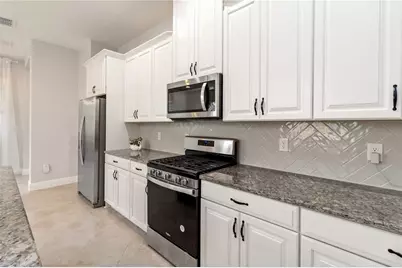 2585 Yellow Brick Road, Saint Cloud, FL 34772 - Photo 10