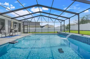 243 Travelers Creek Dr, Auburndale, FL 33823 - Photo 2