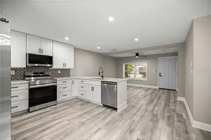 11572 SE 60th Ave, Belleview, FL 34420 - Photo 2